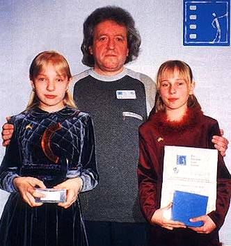 Jurij Ivanov and two Kiev children.