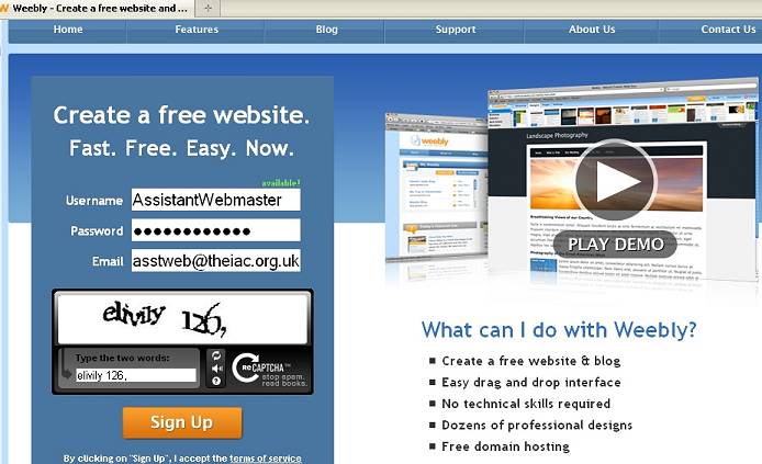 Screenshot of the Weebly sign-up page.
