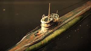 Photo of the submarine model.